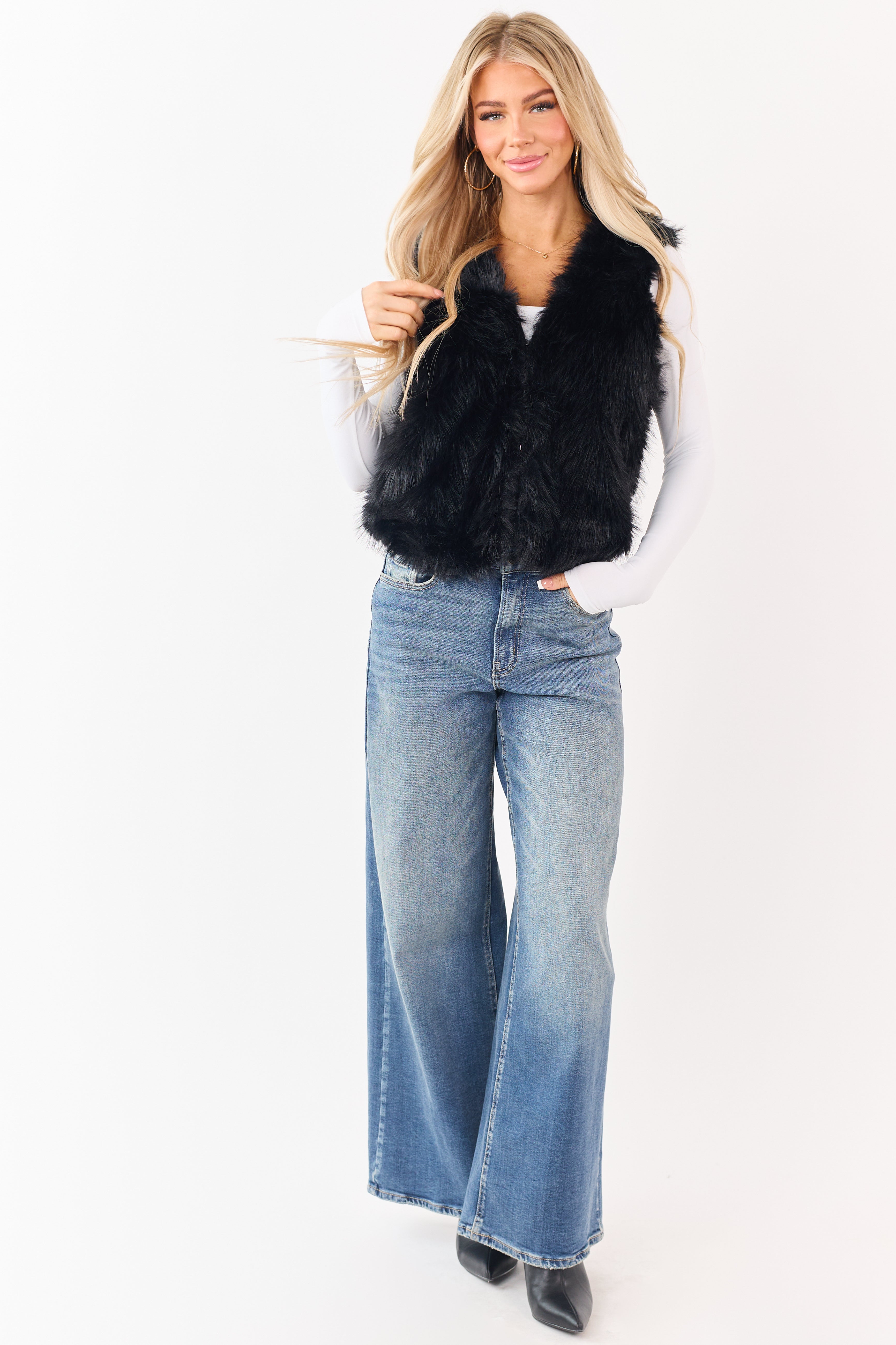 Black Faux Fur Hook and Eye Closure Vest
