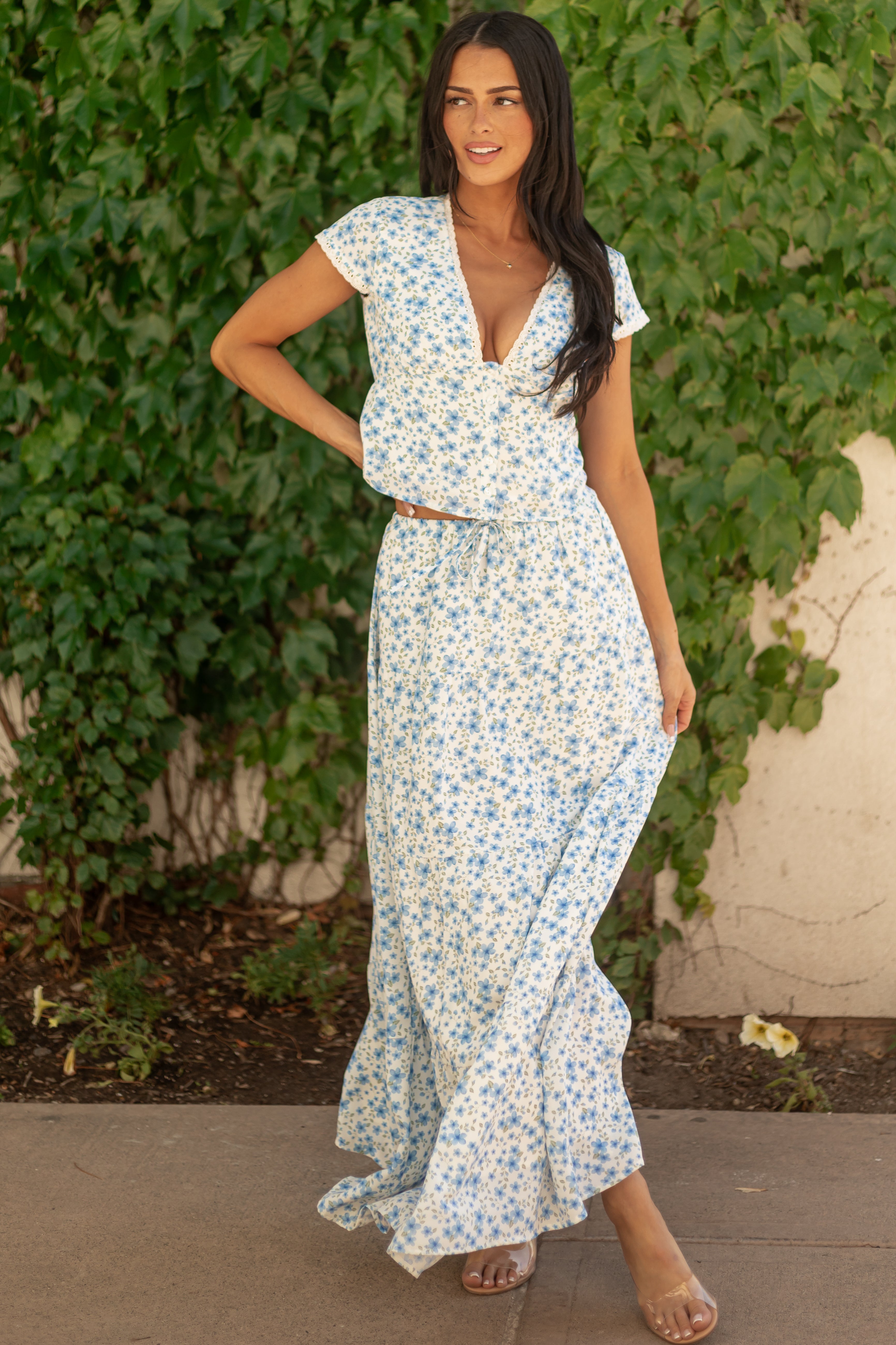 Ivory Floral Print Tiered Flowy Maxi Skirt
