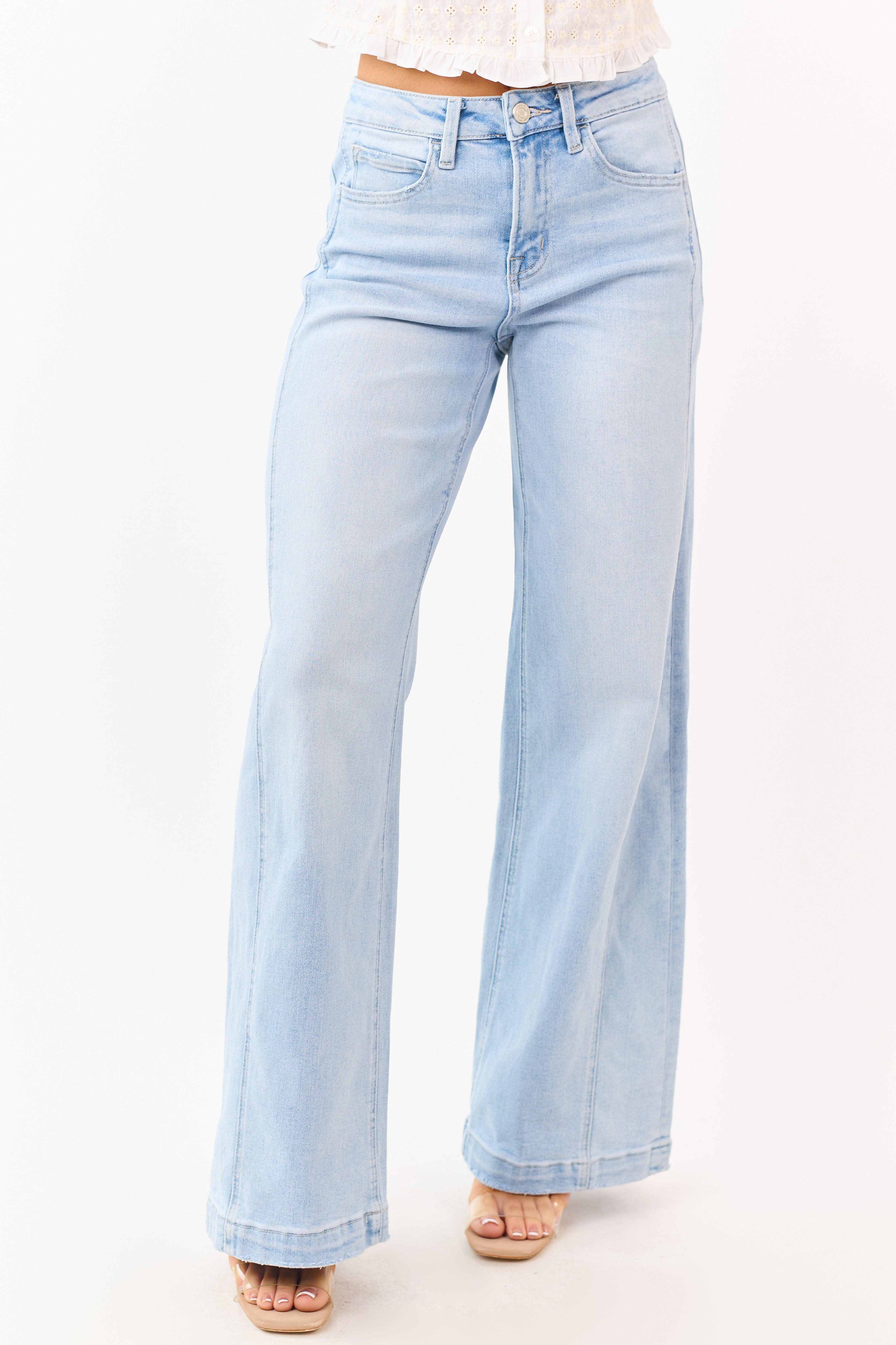Vervet Light Wash Wide Leg Stretchy Jeans